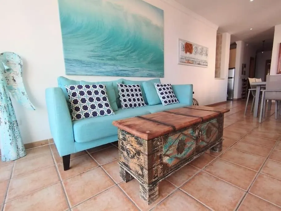 First Beach Line Apartment With 3 Bedrooms And Parking, نيرخا