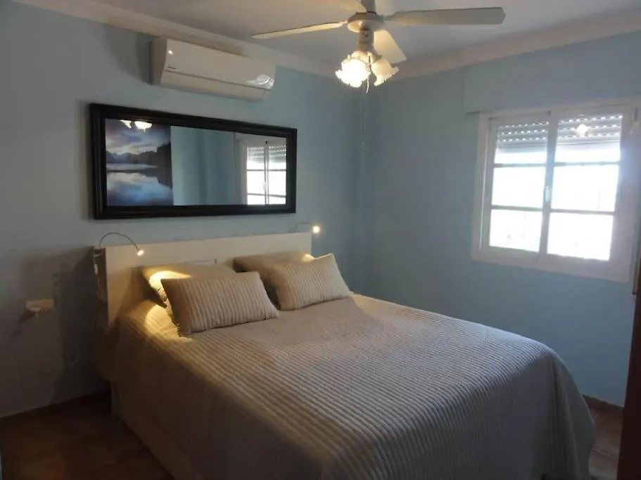 First Beach Line Apartment With 3 Bedrooms And Parking, Nerja 0*,  Spain