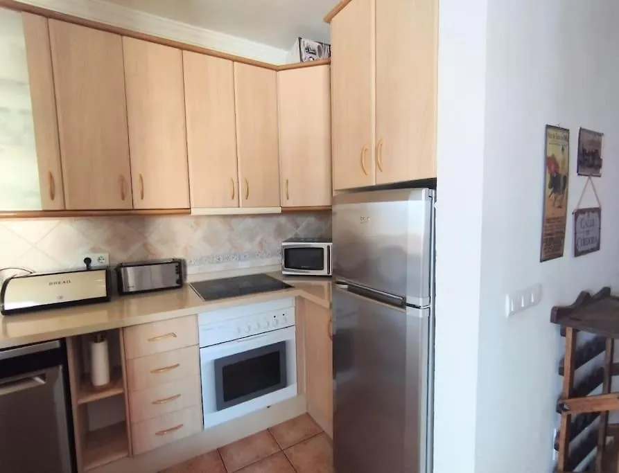 First Beach Line Apartment With 3 Bedrooms And Parking, Nerja 0*,
